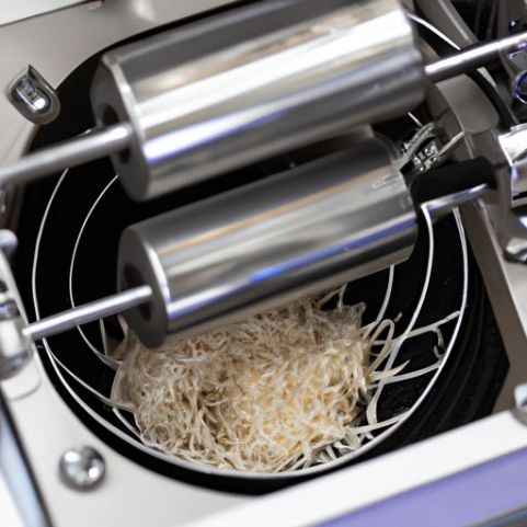 Tornio Chow Mein Comb sbucciatrice per aglio secco per macchina per la produzione di noodle Fornitura di fabbrica SS316 CNC più venduto giapponese