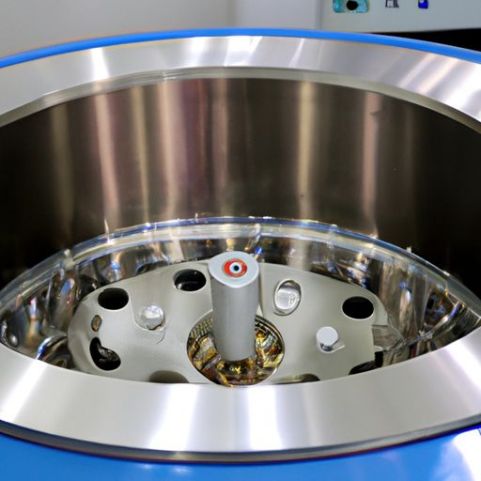 遠心分離機は乳化分離・固液分離装置に使用される三相分離管状