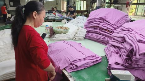 Empresa de produção de suéteres indianos