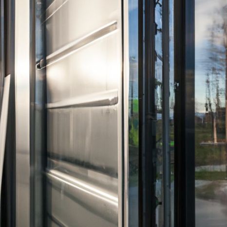 Véranda en verre, fenêtres d'isolation thermique imperméables, cadre en acier extérieur, véranda en alliage d'aluminium personnalisé en usine