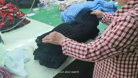 Unternehmen für Damen-Polopullover aus Mohair, Herstellung von Jacquard-Pullovern